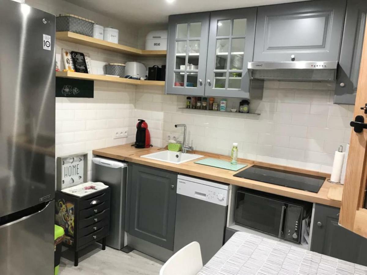 شقة Luminoso Loft En La Ciudad Vieja آكورونيا المظهر الخارجي الصورة