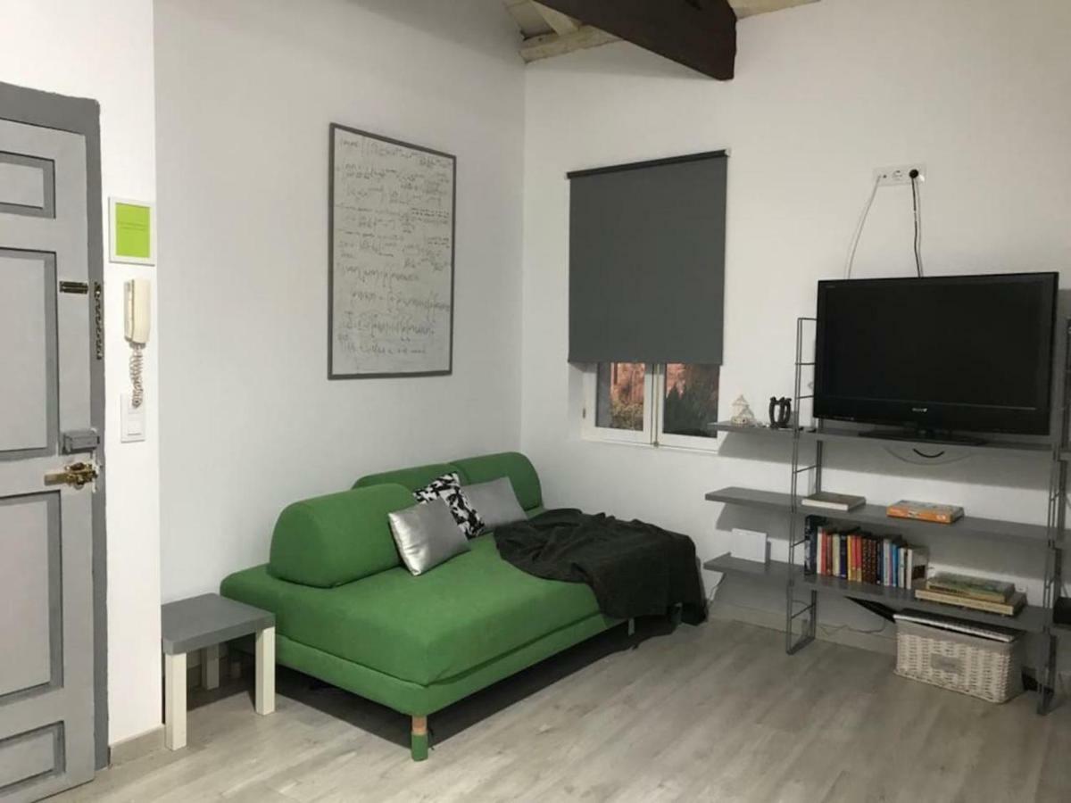 شقة Luminoso Loft En La Ciudad Vieja آكورونيا المظهر الخارجي الصورة